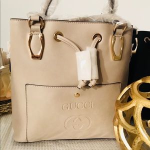 Hand bag